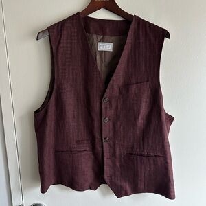 Brunello Cucinelli Burgundy Wool Glen Plaid Waist Coat